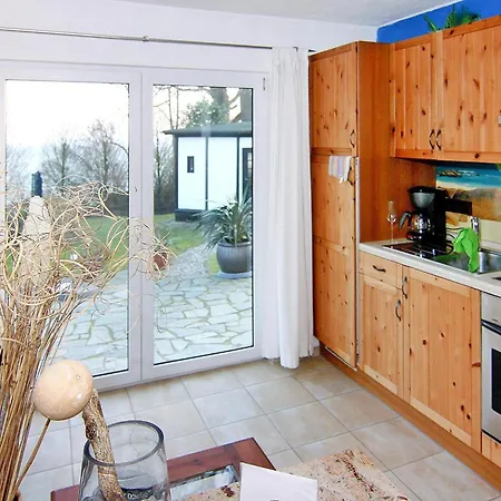 Ferienwohnung, Sassnitz, Cleaning Included Апартаменты Засниц