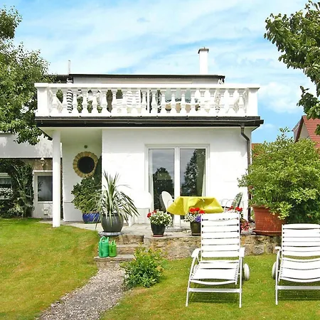 Ferienwohnung, Sassnitz, Cleaning Included Appartamento Sassnitz